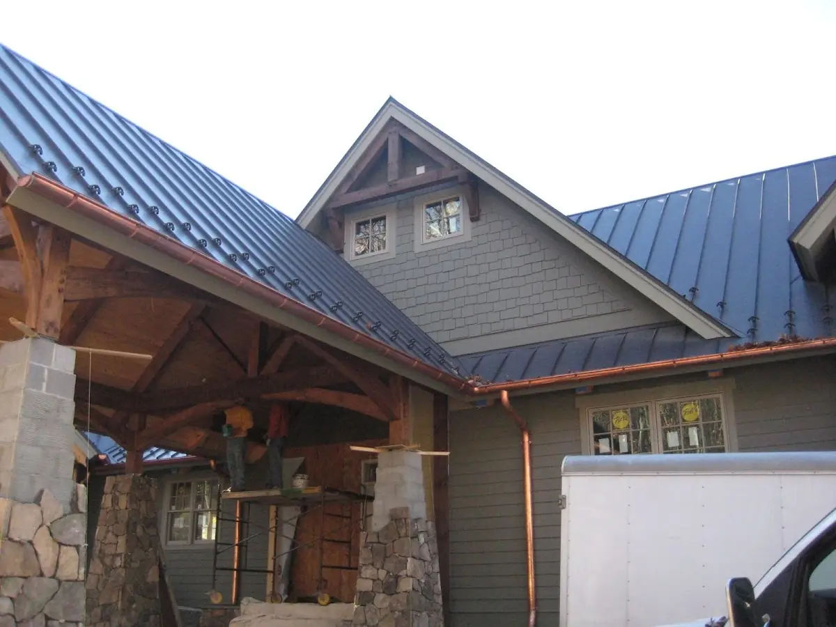 Craftsman Roofing team delivering quality roofing work in Holly Ridge